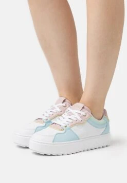 Guess Fiena - Sneakers Laag - Multi-Coloured