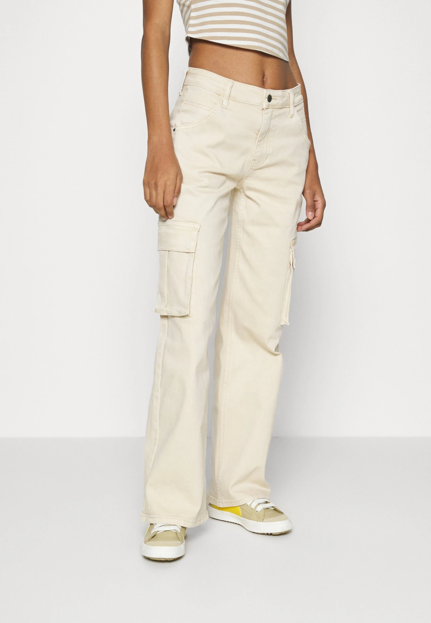 Kit Pant - Straight Leg Jeans - Laurie Tan