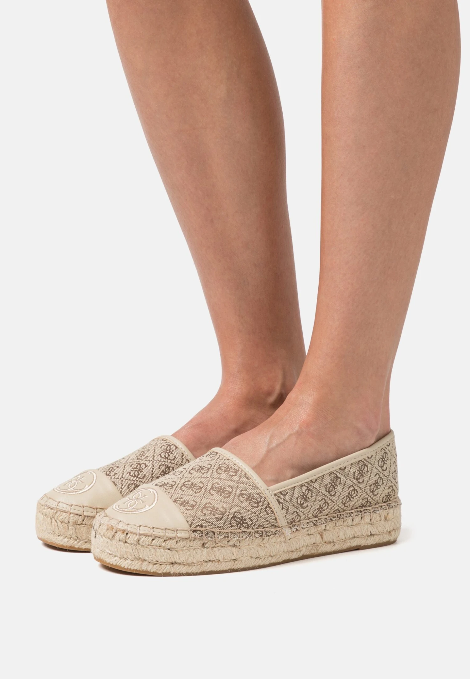 Guess Jaleel - Instappers - Beige Brown