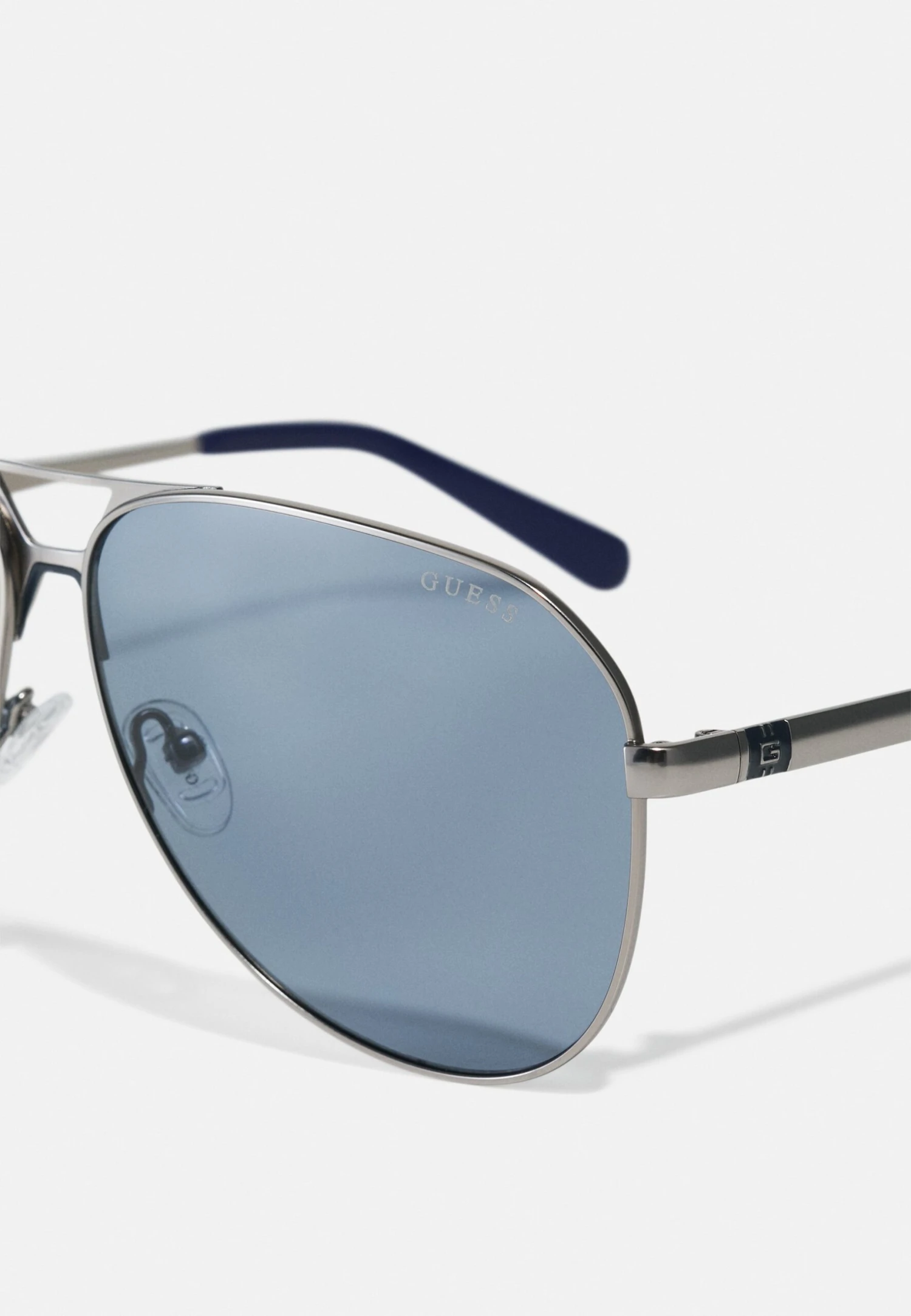 Guess Zonnebril - Matte Gunmetal - Afbeelding 3