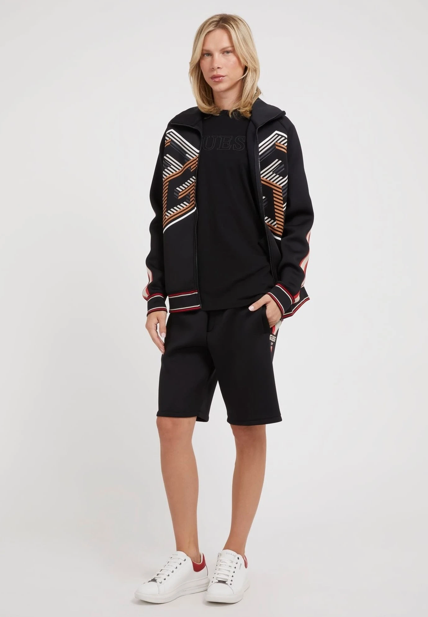 Guess Mit Seitenstreifen - Shorts - Schwarz - Afbeelding 2