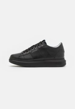 Guess Salerno - Sneakers Laag - Black