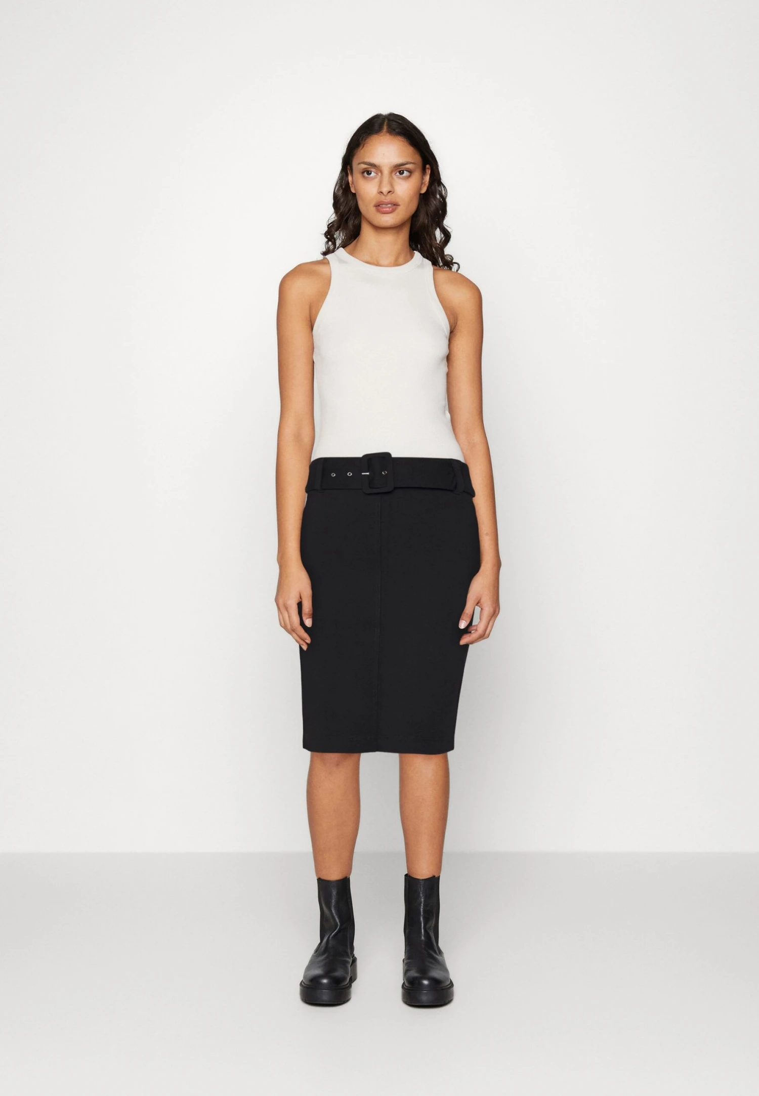 Guess Disis Skirt - Kokerrok - Jet Black - Afbeelding 2