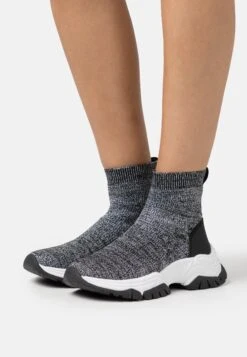 Guess Nollen - Sneakers Hoog - Black