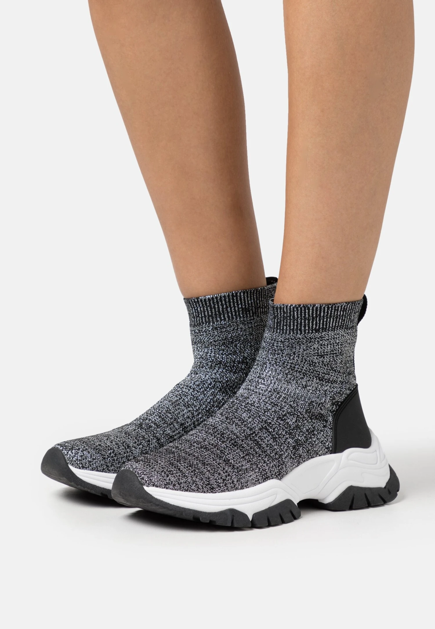 Guess Nollen - Sneakers Hoog - Black