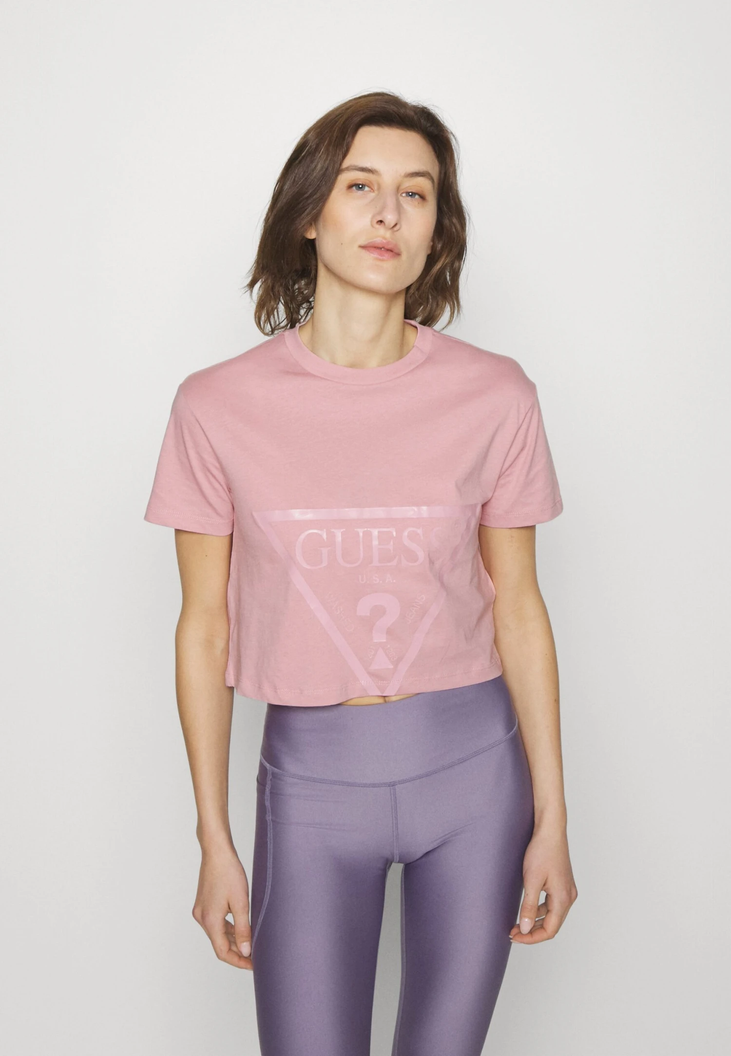Guess Adele Crop- T-Shirt Print - Vibras Purple