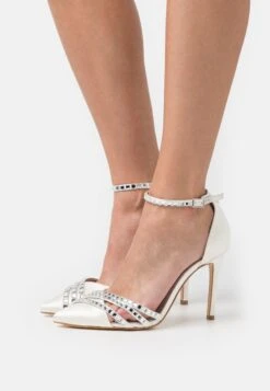 Guess Gadella - Klassieke Pumps - Ivory