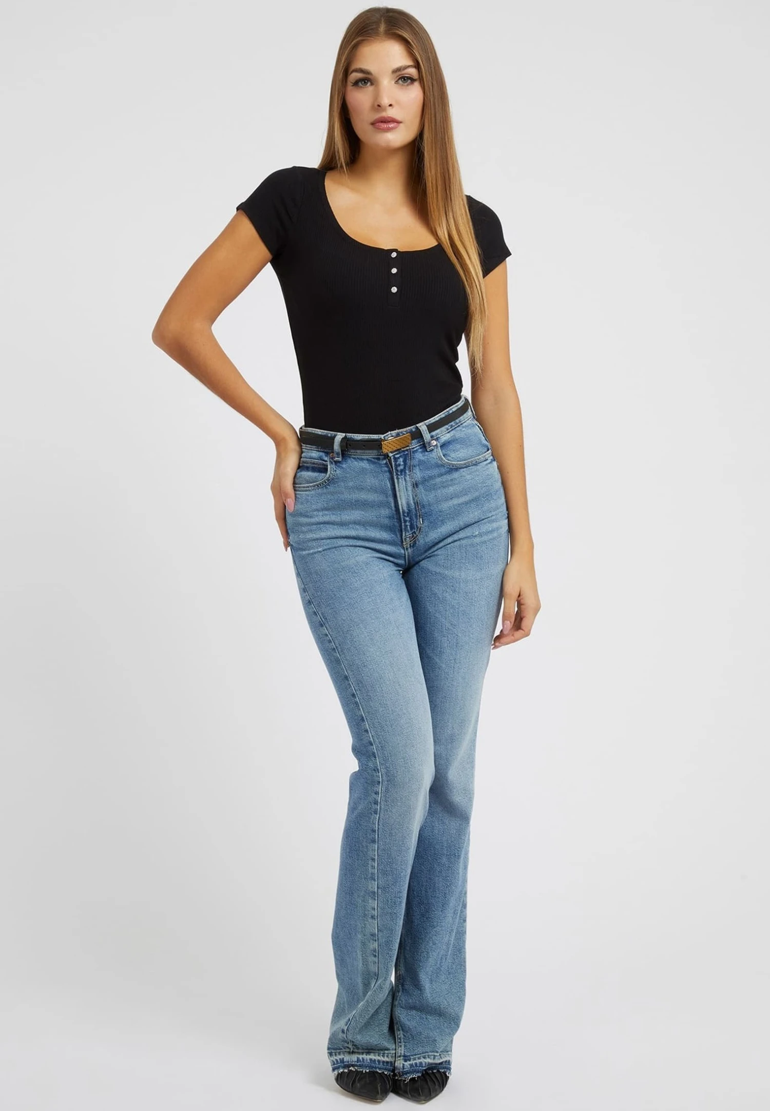 Guess Es Ss Karlee Jewel Btn Henley - T-Shirt Basic - Schwarz - Afbeelding 2