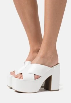 Guess Lantz - Muiltjes Met Hak - White