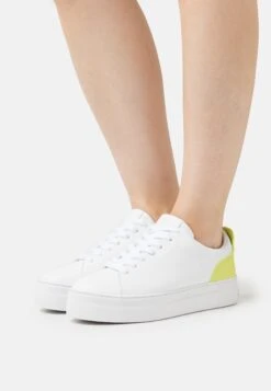 Guess Gia - Sneakers Laag - White/Lime