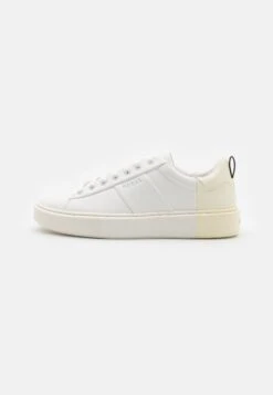 Guess New Vice - Sneakers Laag - Whisper White