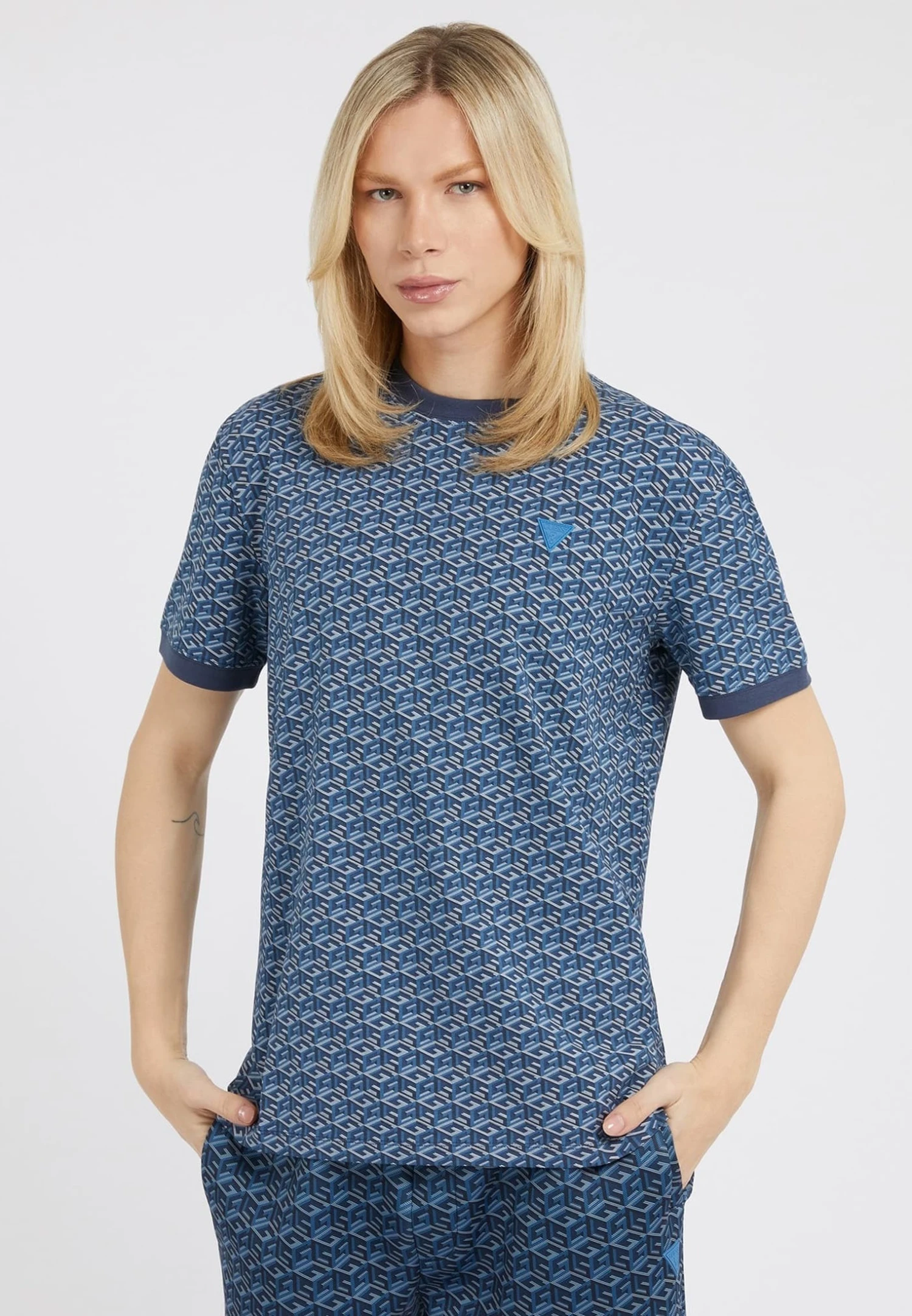 Guess Allover-G Cube-Logo - T-Shirt Print - Mehrfarbig Grundton Blau