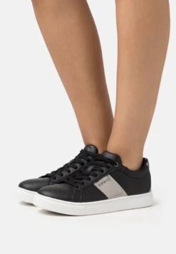 Guess Todex - Sneakers Laag - Black