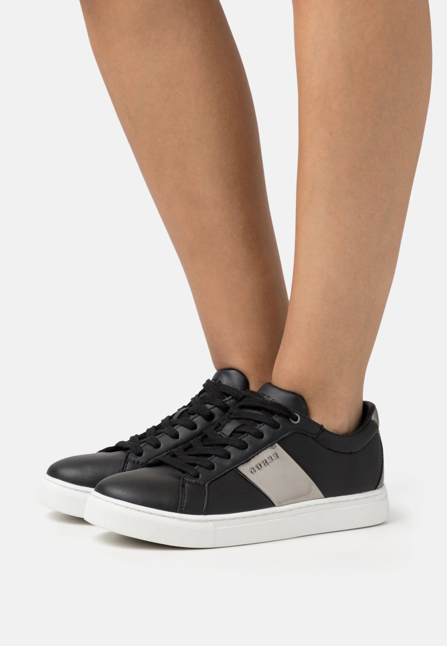 Guess Todex - Sneakers Laag - Black