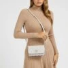 Guess Noelle 4G-Logo - Schoudertas - Beige