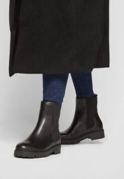 Guess Oakess - Korte Laarzen - Black