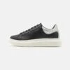 Guess Vibo - Sneakers Laag - Black/Silver