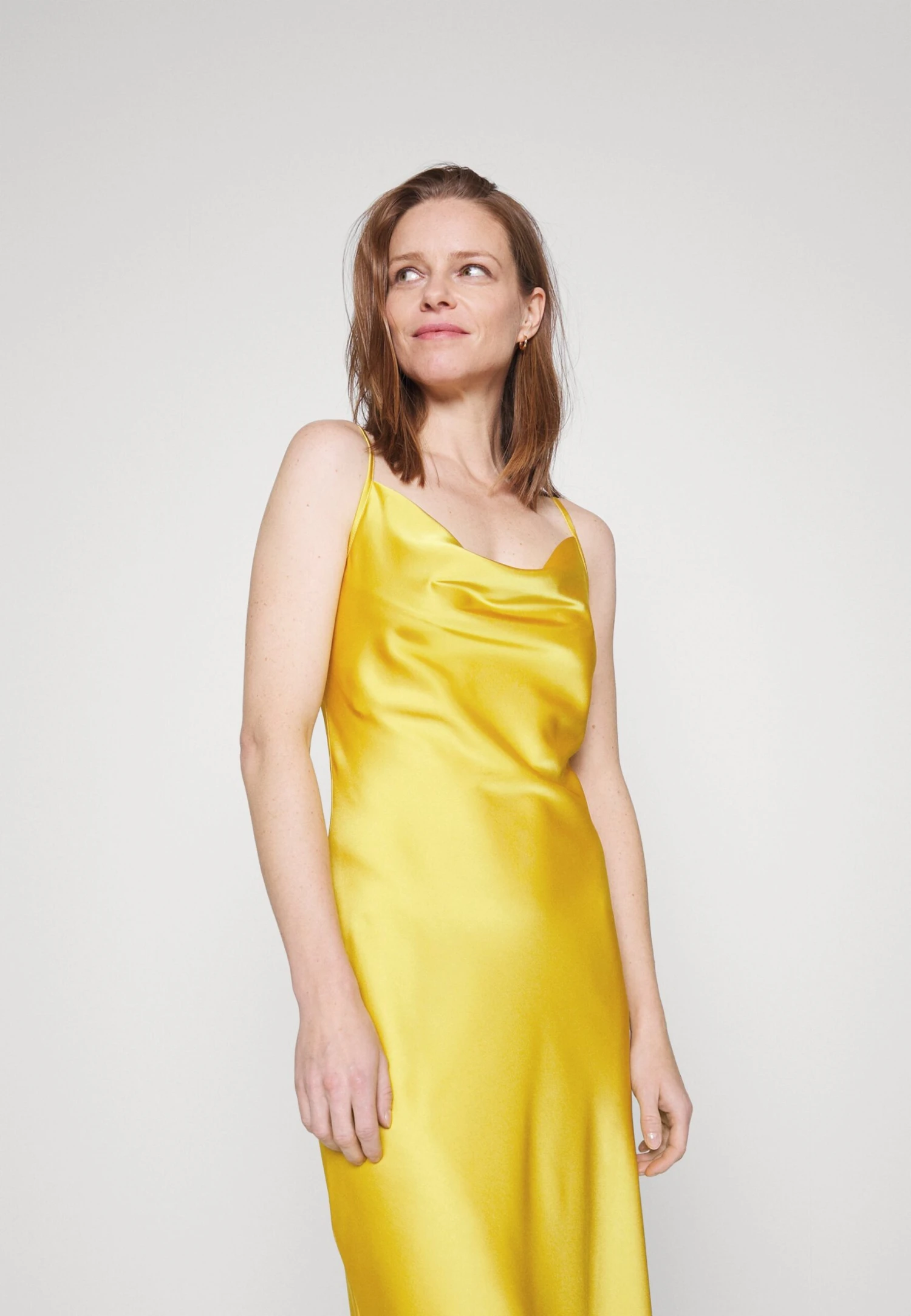 Guess Akilina Dress - Cocktailjurk - Saffron Taste - Afbeelding 4