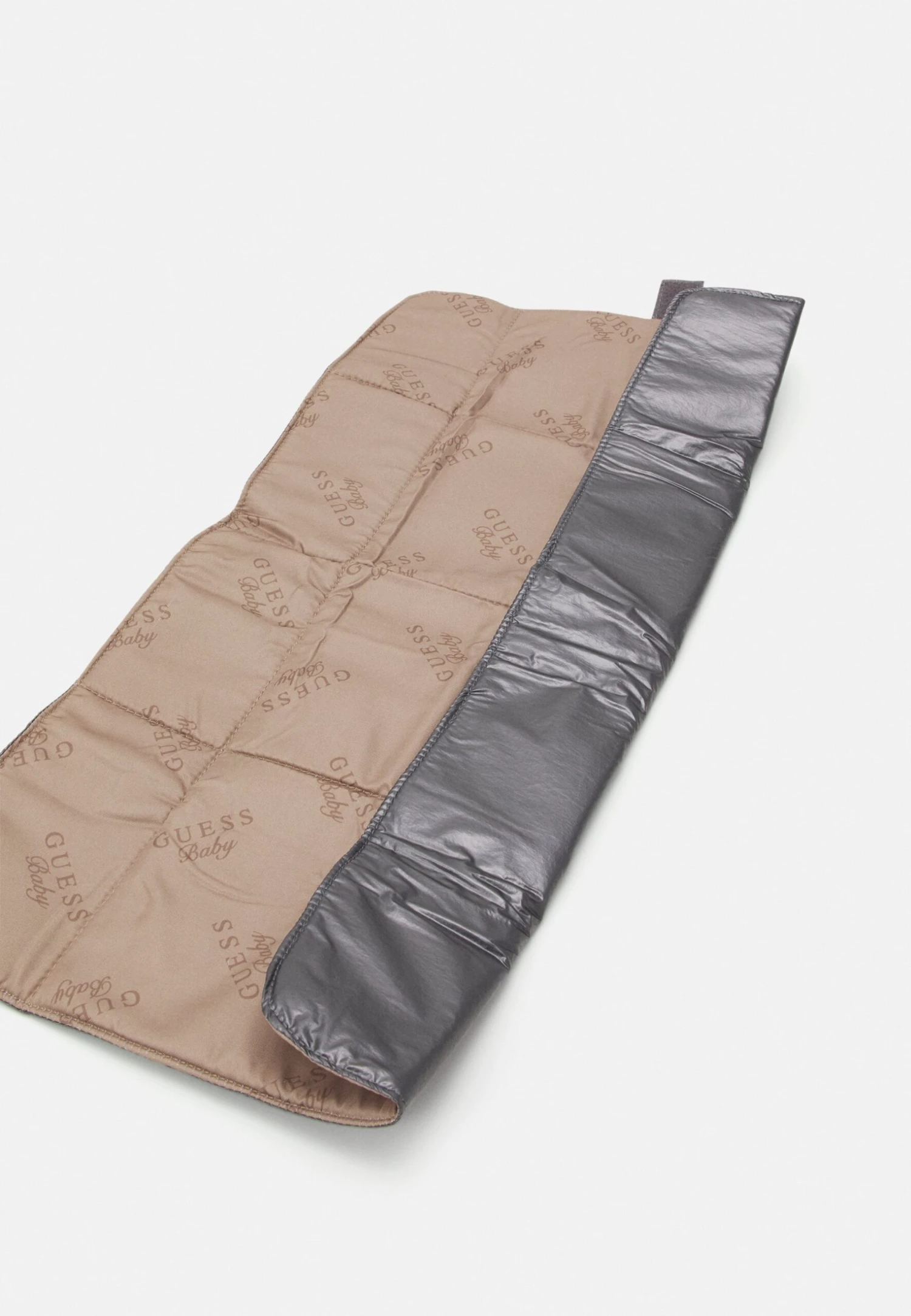 Guess 3Pc Mommy & Laundry Set - Luiertas - Silver-Coloured - Afbeelding 8