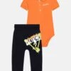 Guess Newborn Polo Pants Set - Broek - Bitter Orange