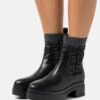 Guess Keanna - Enkellaarsjes Met Plateauzool - Black