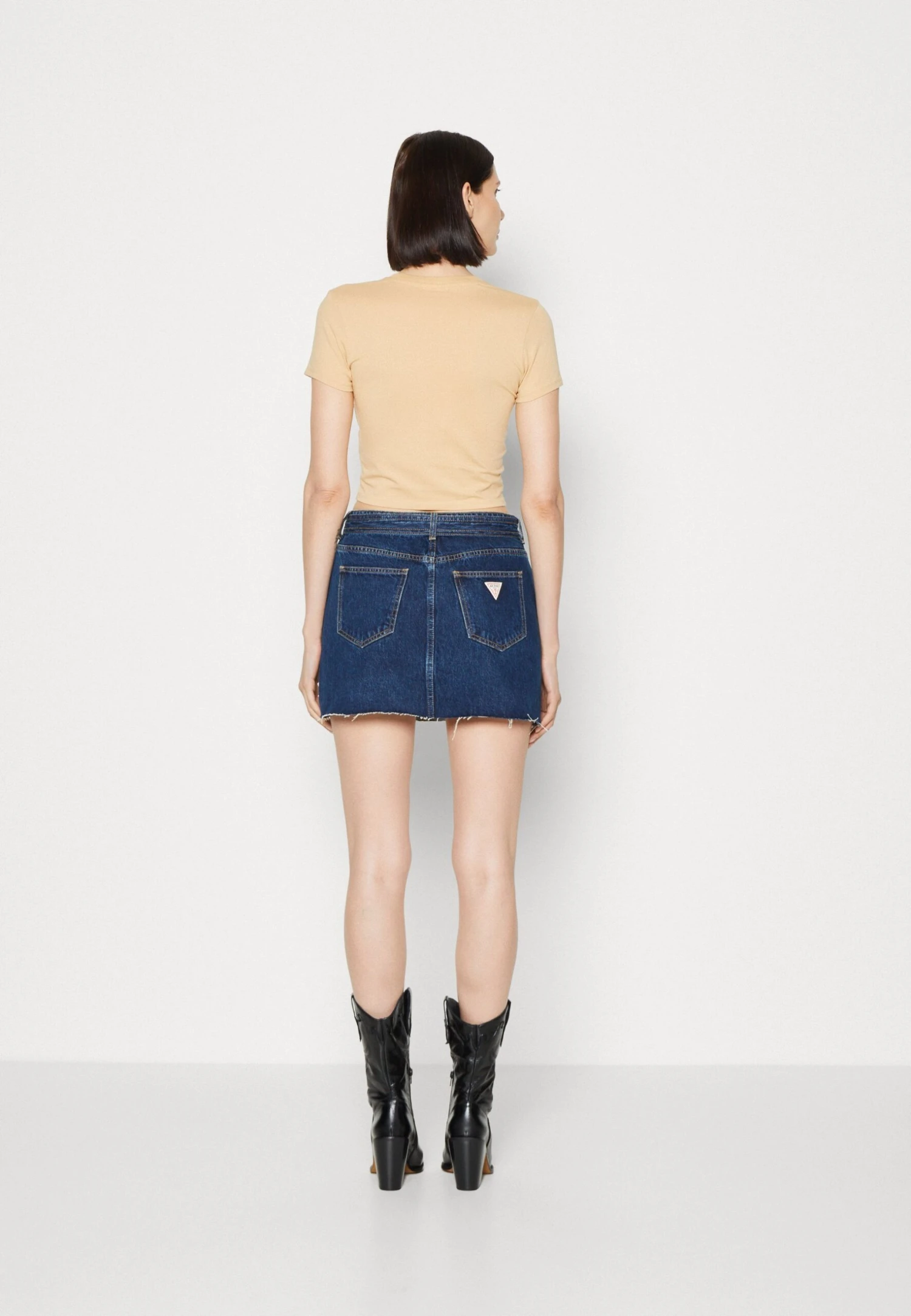 Elle Belt Skirt - Jeansrok - Vintage Dark Wash - Afbeelding 3