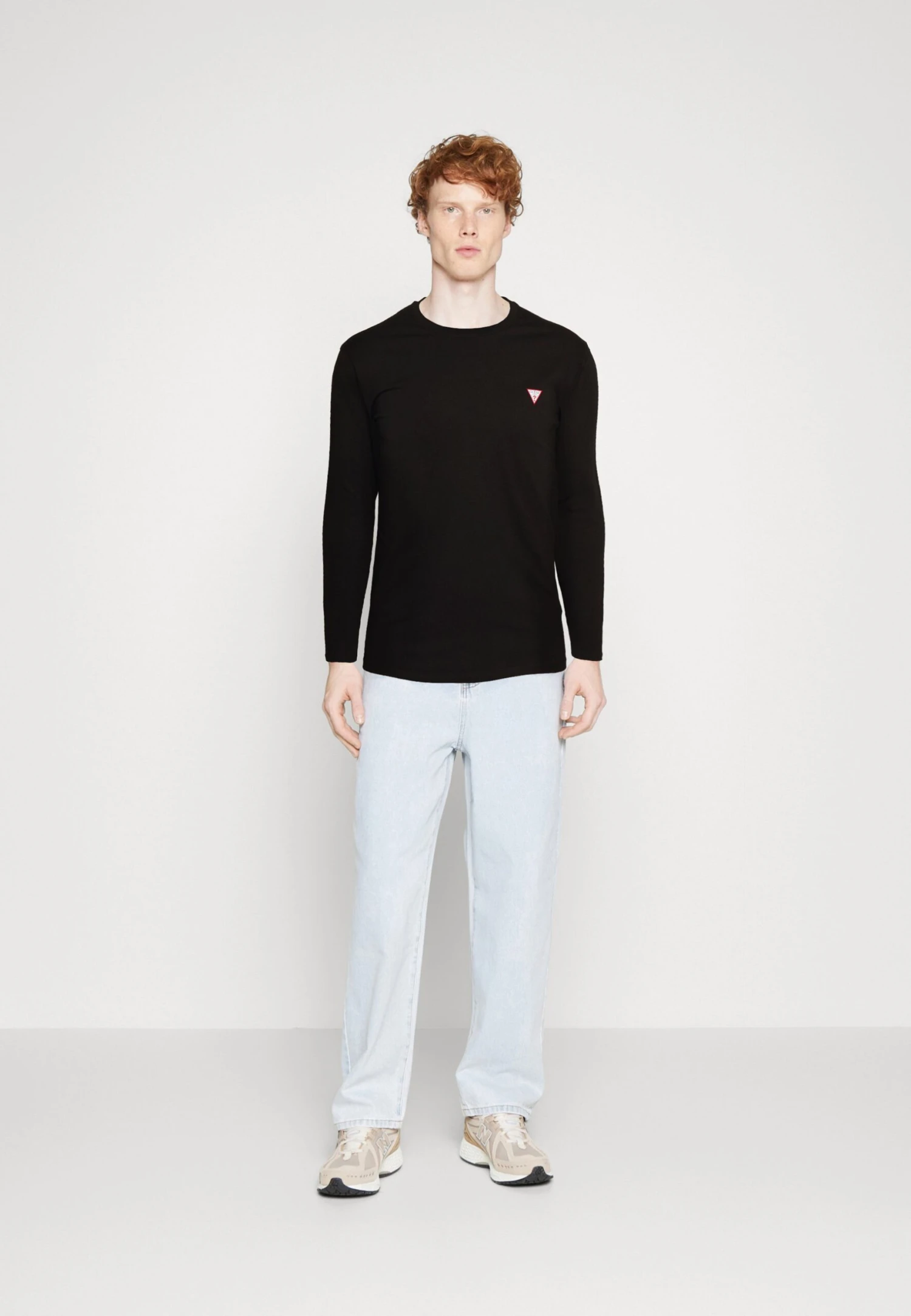 Guess Core Tee - Longsleeve - Jet Black - Afbeelding 2